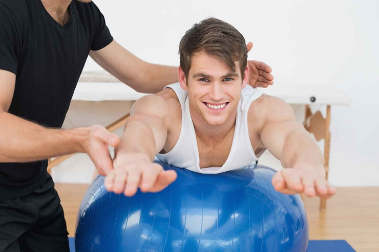 Esercizi su fitball per la prostatite